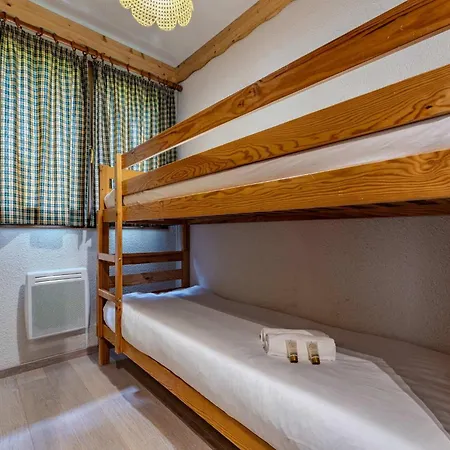 Comfort With Balcony Access And Parking *